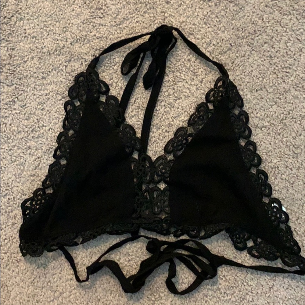 Backless crop top